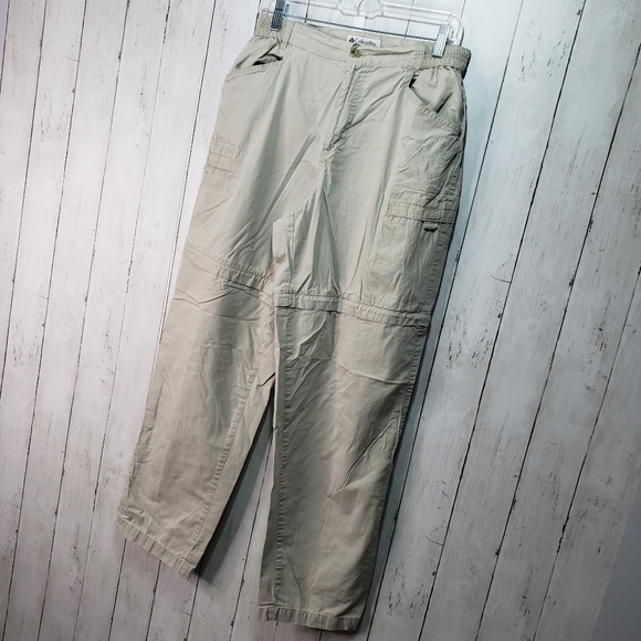 Columbia Women's Convertible Pants Khaki Size 12. - Picture 2 of 8